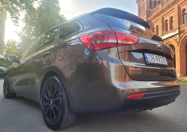 Kia Ceed cena 49900 przebieg: 167000, rok produkcji 2018 z Wałbrzych małe 781